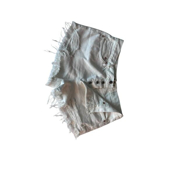 We The Free White Loving Good Vibrations Cutoff Denim Shorts Size 30 - Picture 2 of 6